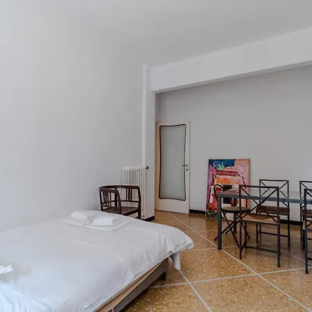Apartment Guesthost - Brigh X5 In Riviera Ligure Rapallo
