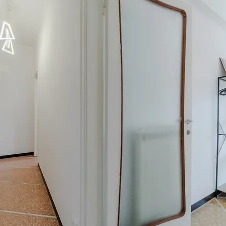 Apartment Guesthost - Brigh X5 In Riviera Ligure *