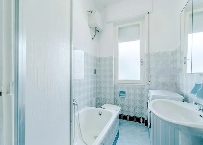 Апартаменты Guesthost - Brigh X5 In Riviera Ligure Рапалло