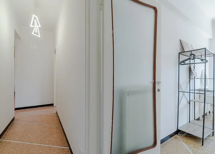 Апартаменты Guesthost - Brigh X5 In Riviera Ligure *